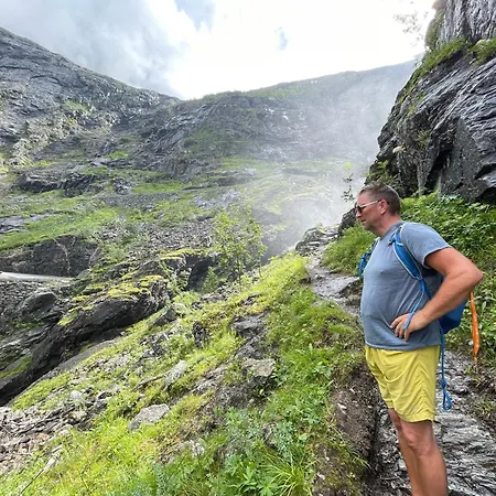 Bakkebo Trollstigen * Åndalsnes